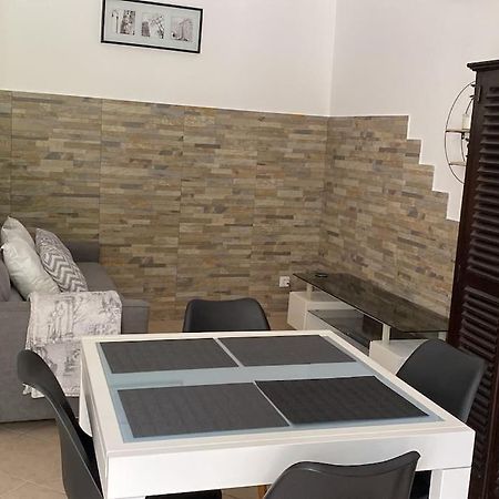 Villa Serenice - F2 Au Calme, Climatise, Wifi Et Parking Gratuit Екстериор снимка